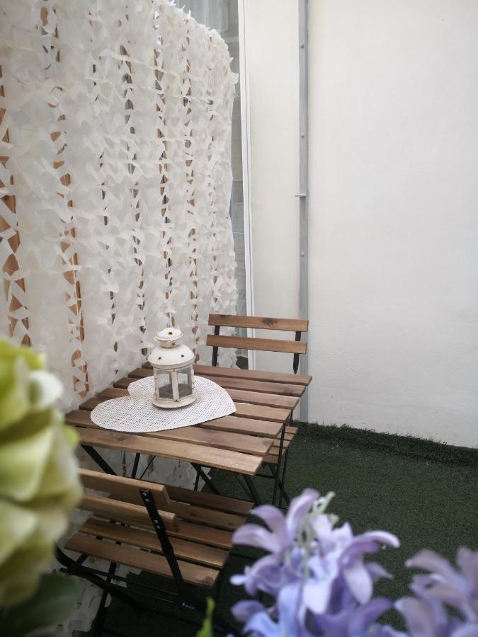 Il Centro Guest House Napoli Bagian luar foto