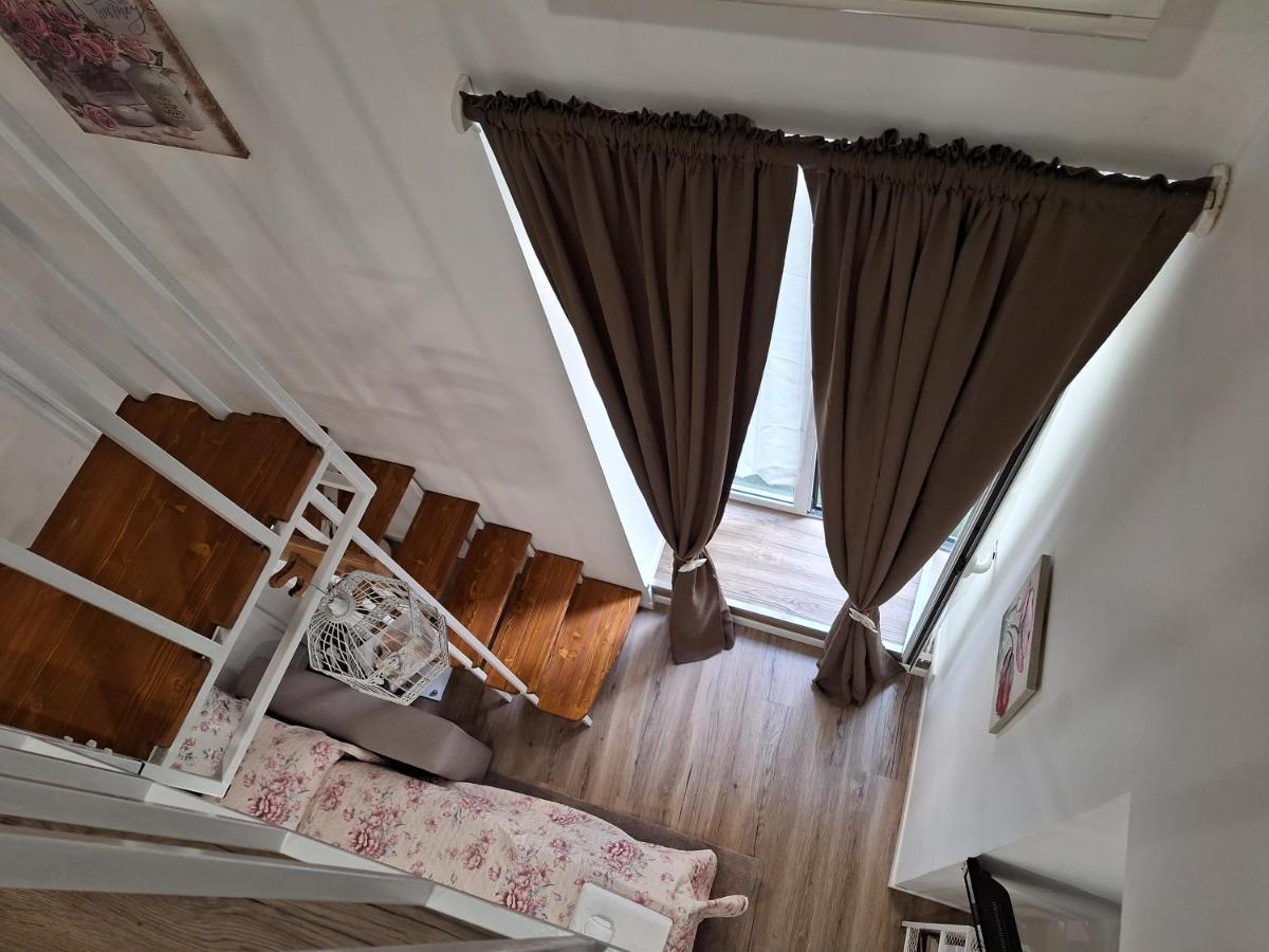 Il Centro Guest House Napoli Bagian luar foto